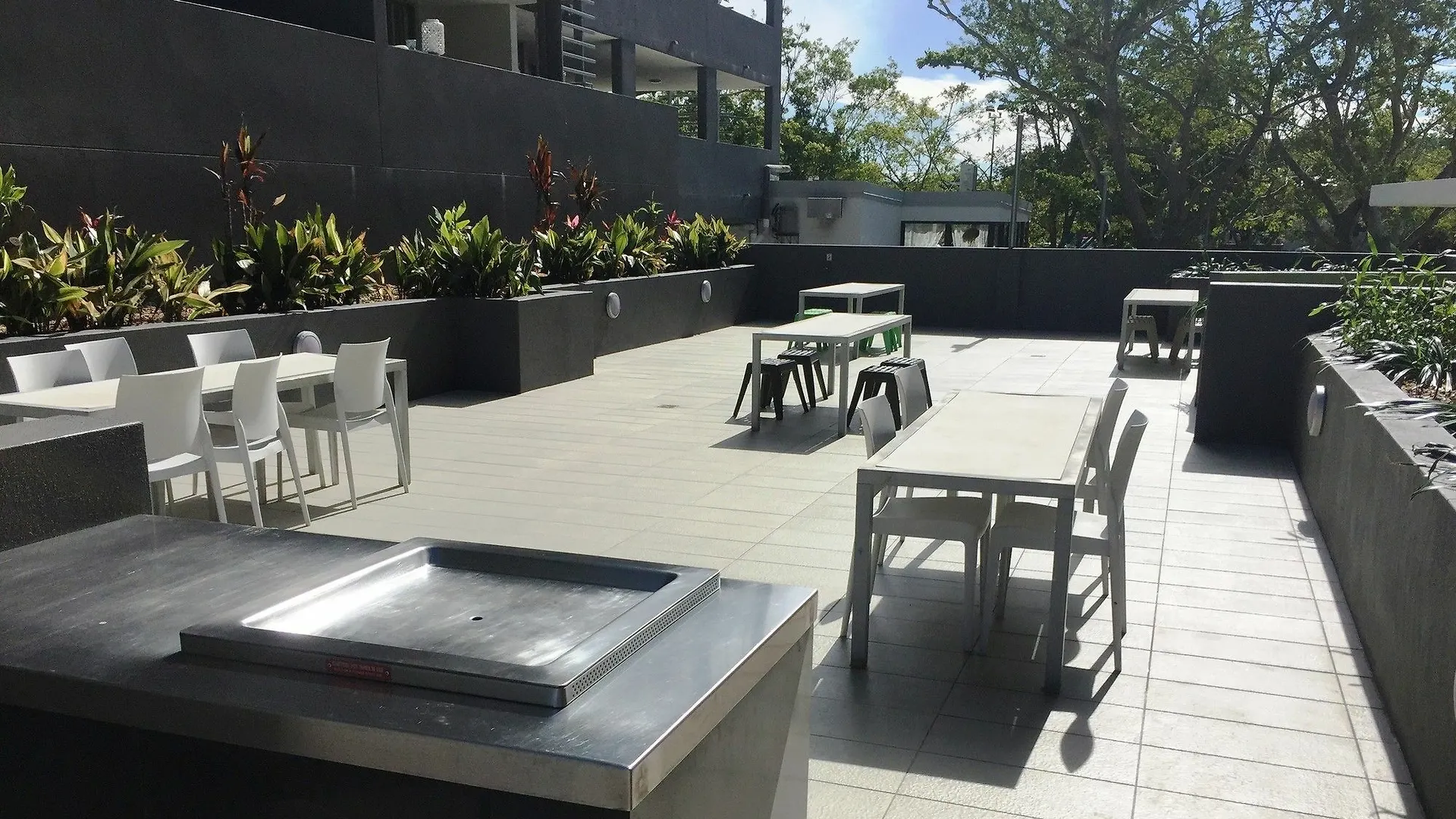 ****  Quest Breakfast Creek Aparthotel Brisbane Australia