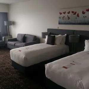 Calamvale And Conference Centre Hotel