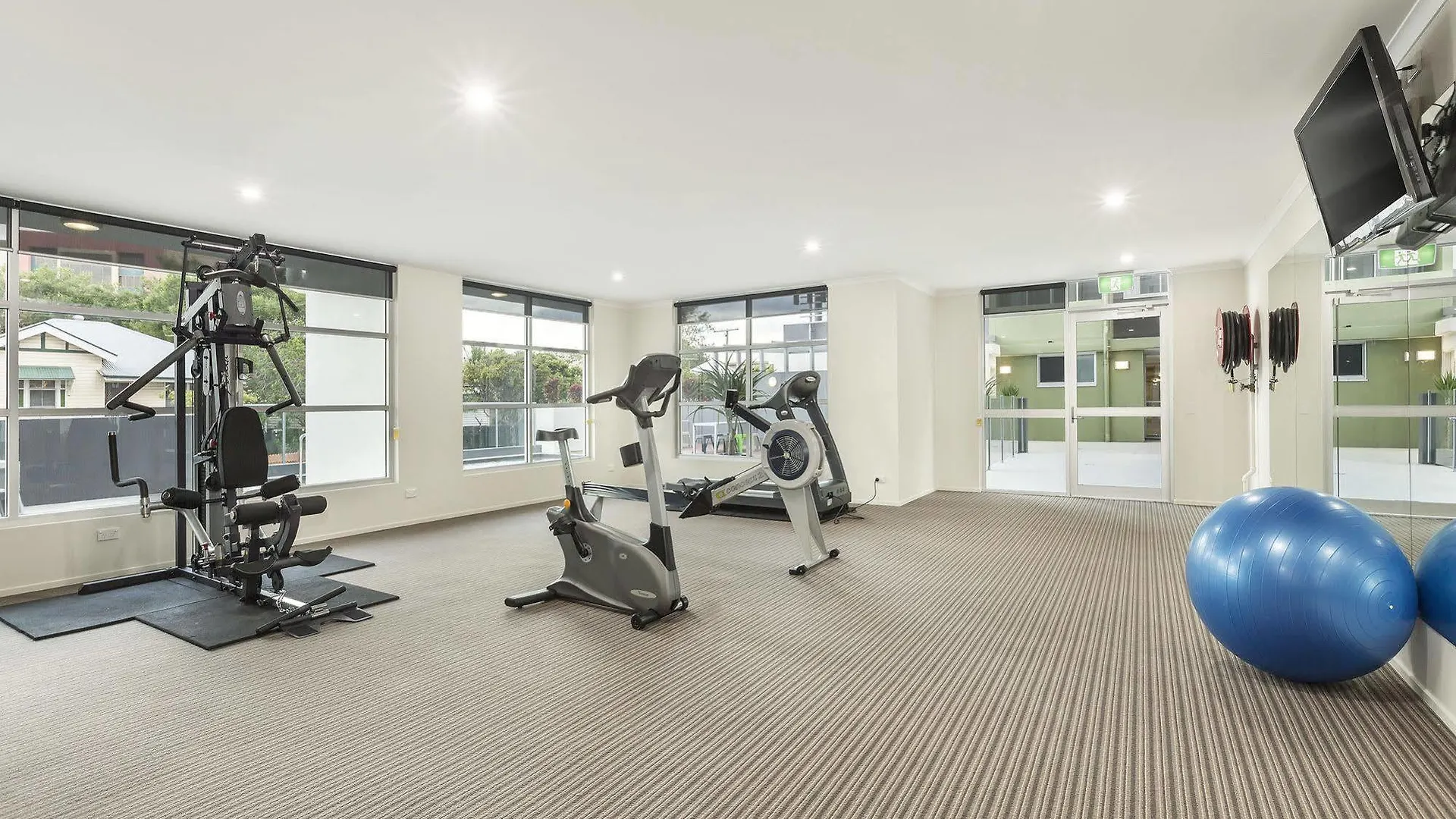 ****  Quest Breakfast Creek Aparthotel Brisbane Australia